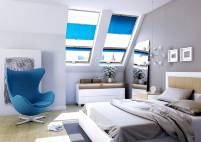Plisse blau - Plissee im Schlafzimmer - Plissee Dachfenster - Plissee Dachfenstermontage